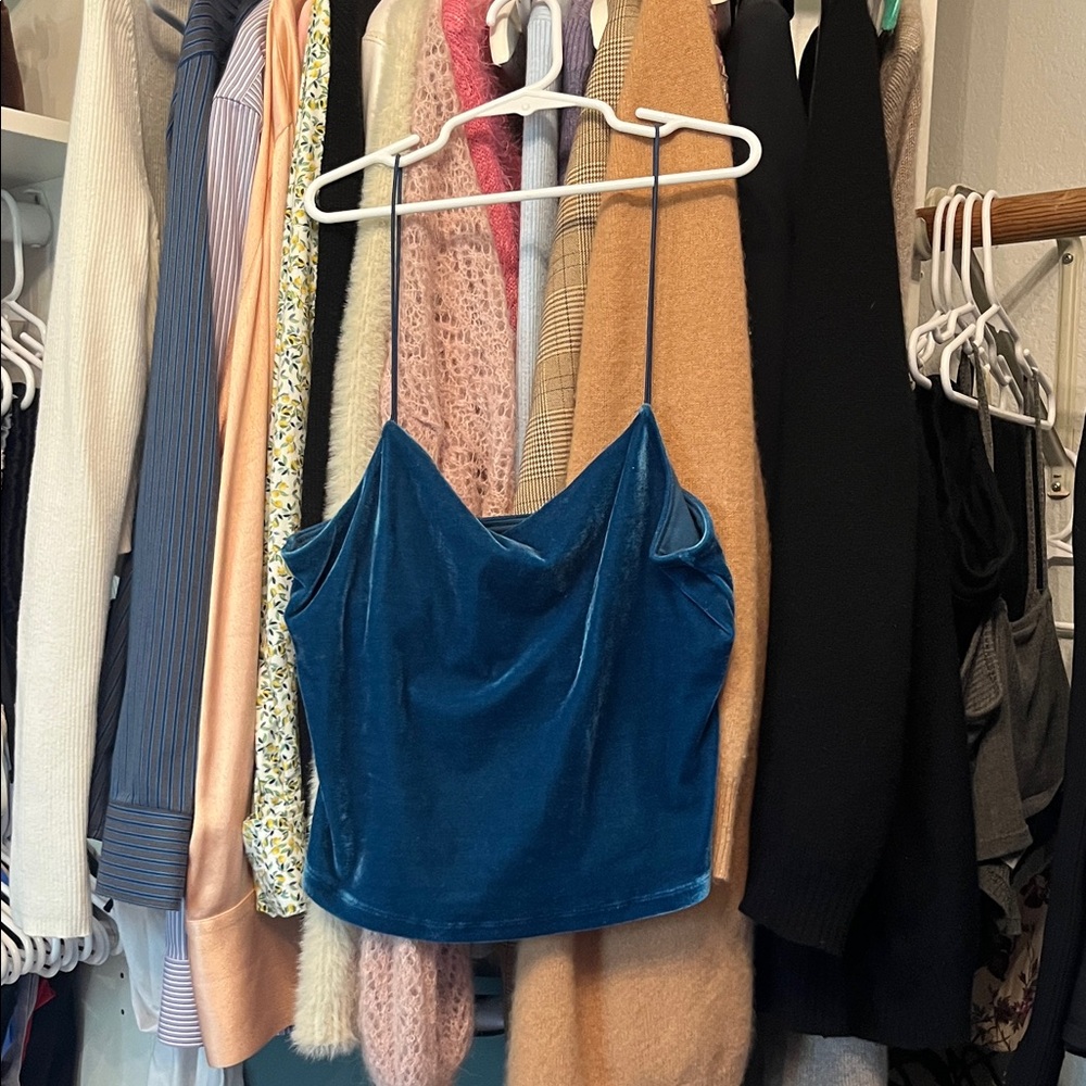 Velvet tank